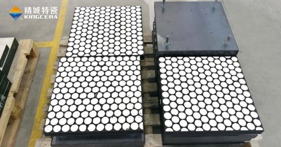 尊龙体育特瓷耐磨陶瓷在矿石码头装卸装备的防磨应用