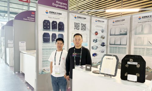 湖南尊龙体育携最新防弹产品亮相法国欧洲国际防务展