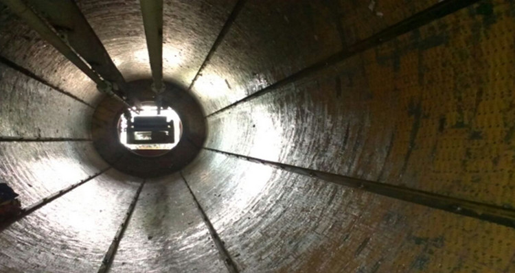 安徽某烧结厂圆筒混淆机使用尊龙体育耐磨陶瓷衬板